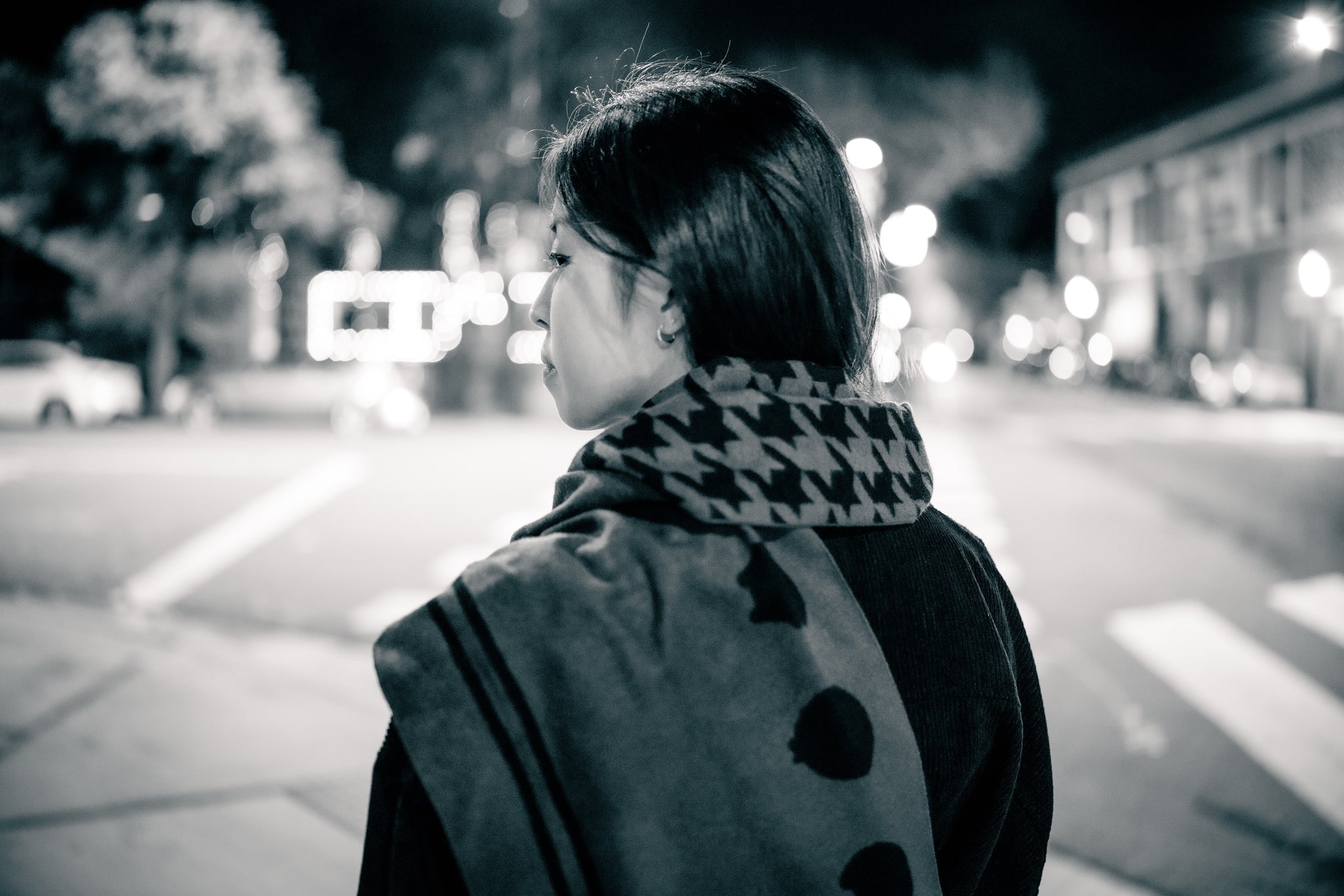 Elegant Soft Viscose Scarf – Lightweight Wrap for Casual or Formal Wear | Notebeans Stationery